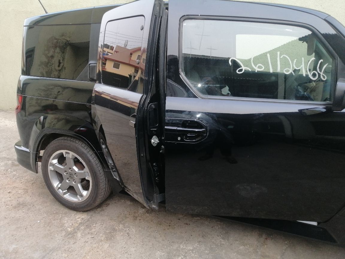 2010 Honda Element SC Black SUV — photo 8