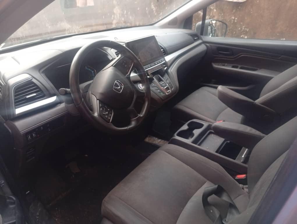 Honda Odyssey Silver MPV