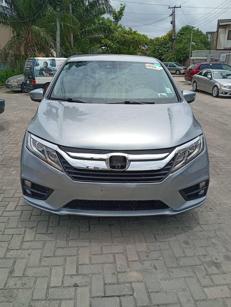 Honda Odyssey Silver MPV