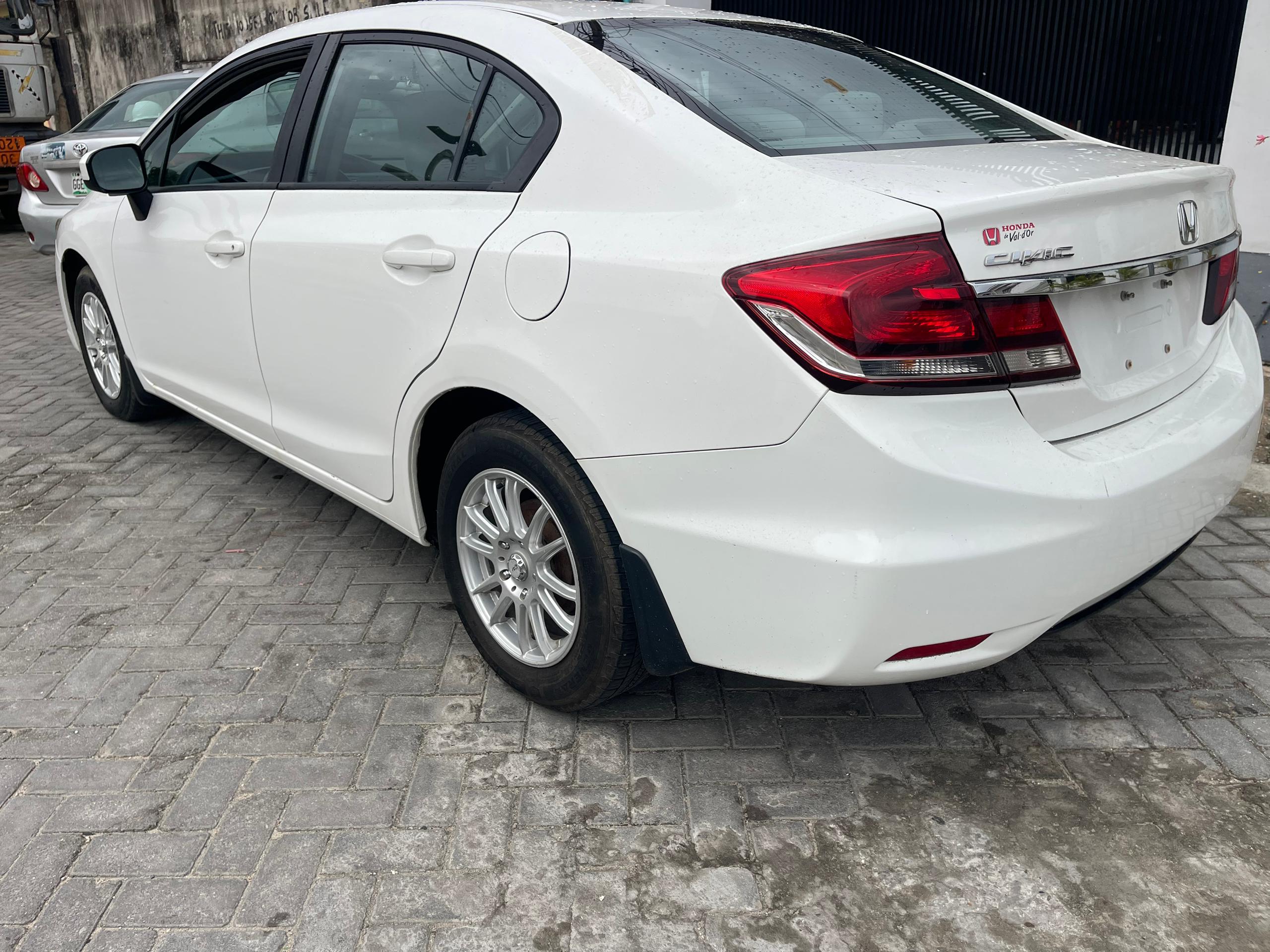 Honda Civic White Sedan