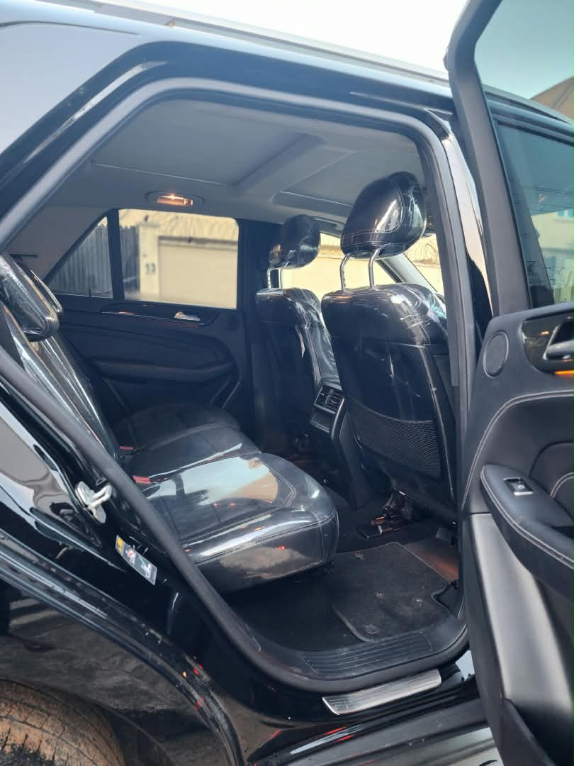 Mercedes-Benz ML 400, Black SUV for Sale ML400