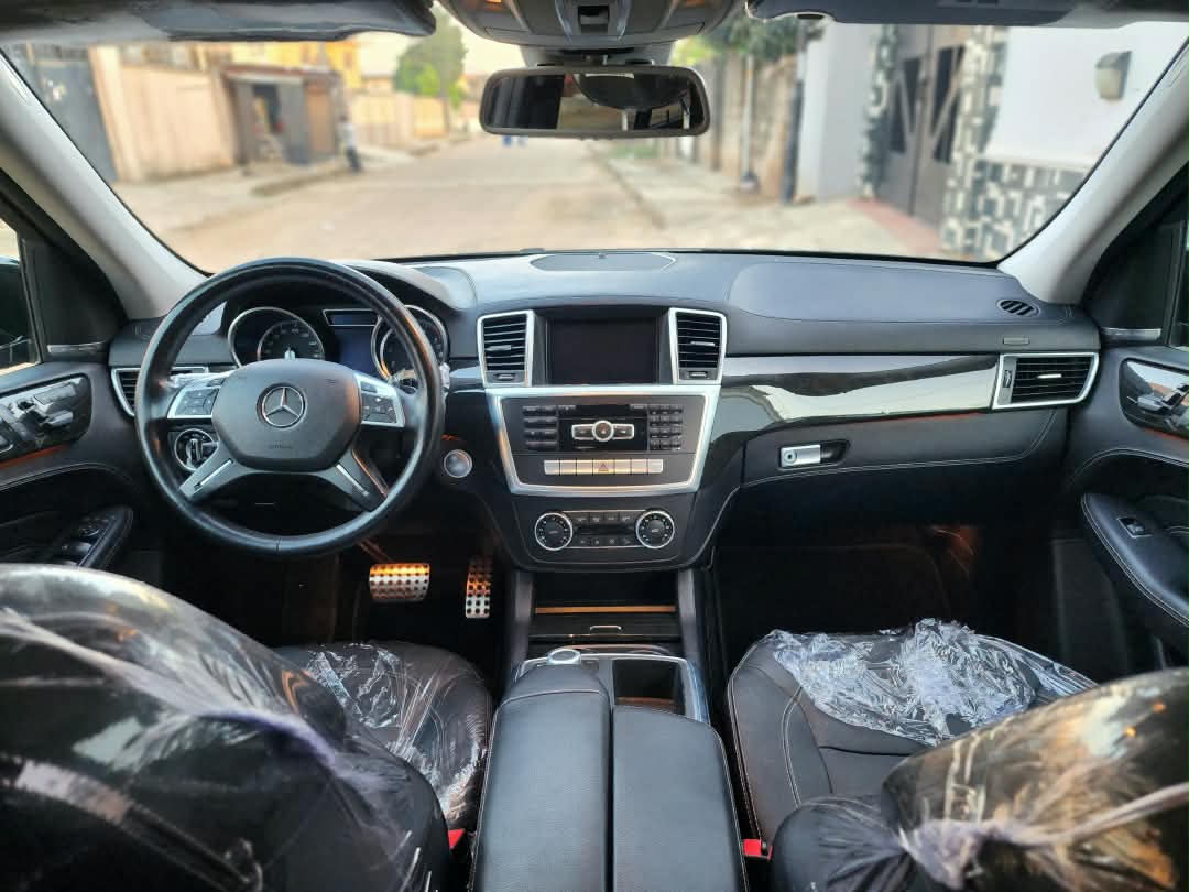 Mercedes-Benz ML 400, Black SUV for Sale ML400