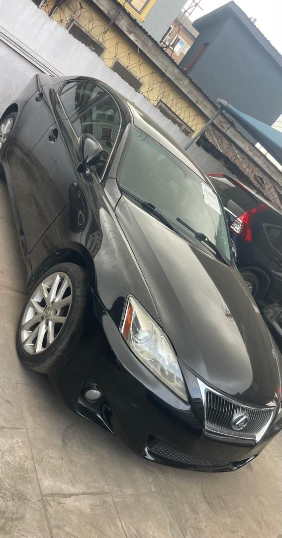 Lexus IS 250, Black Sedan
