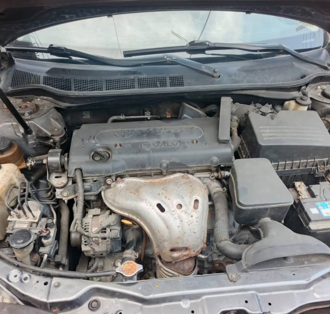 Toyota Camry SE Dark Grey Sedan