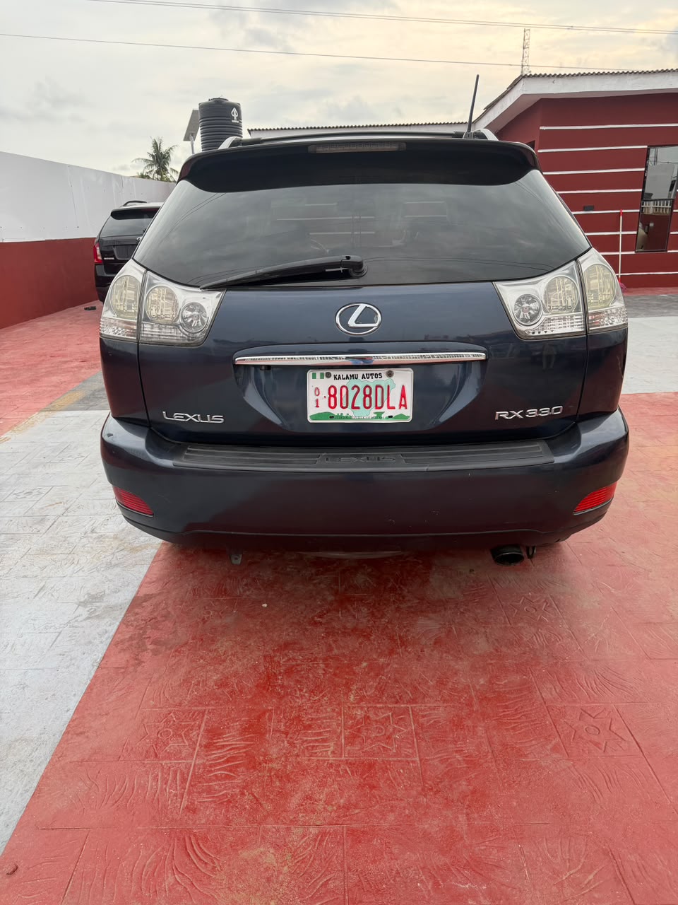 Lexus RX 330 SUV, Dark Blue
