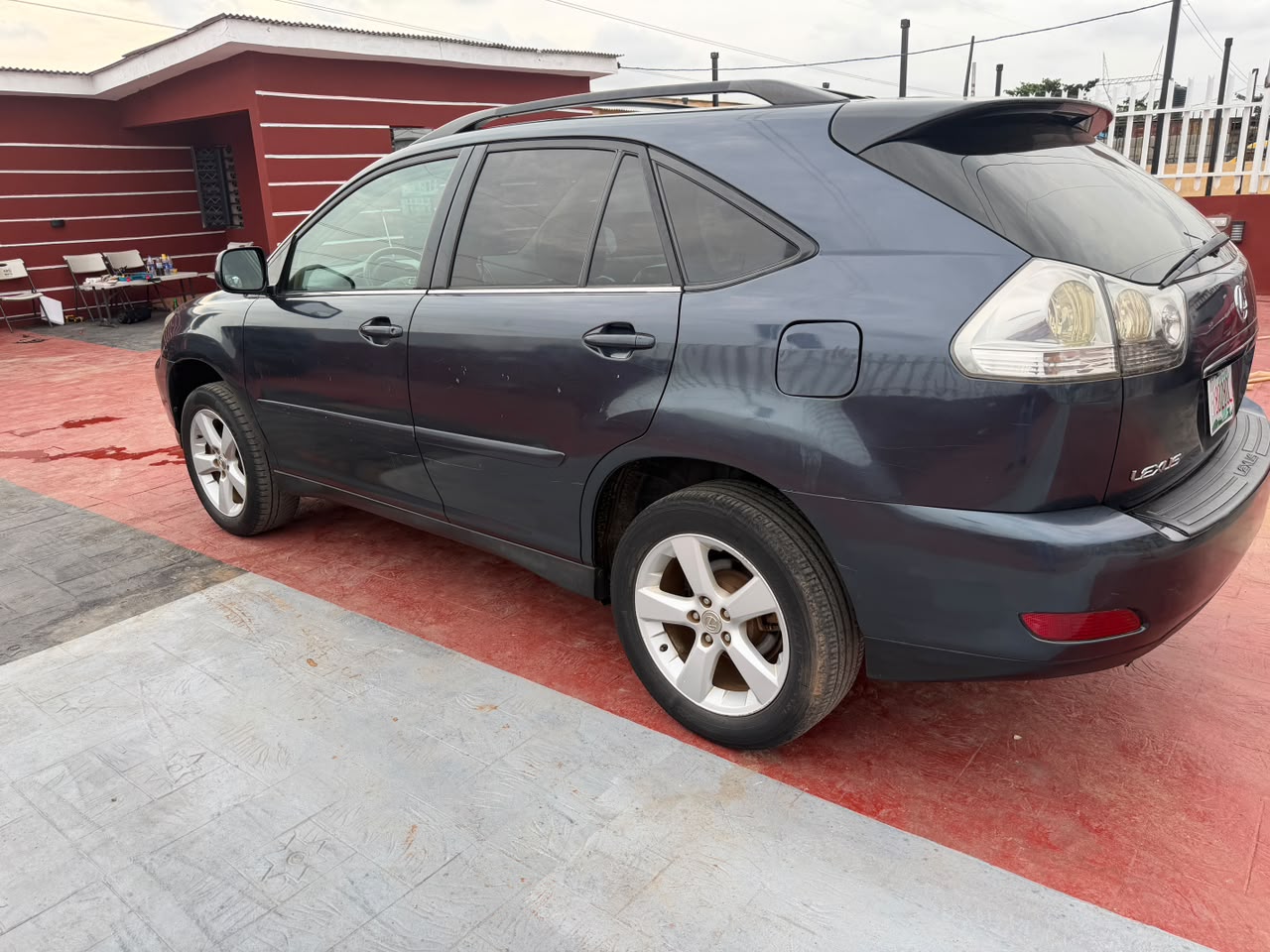 Lexus RX 330 SUV, Dark Blue