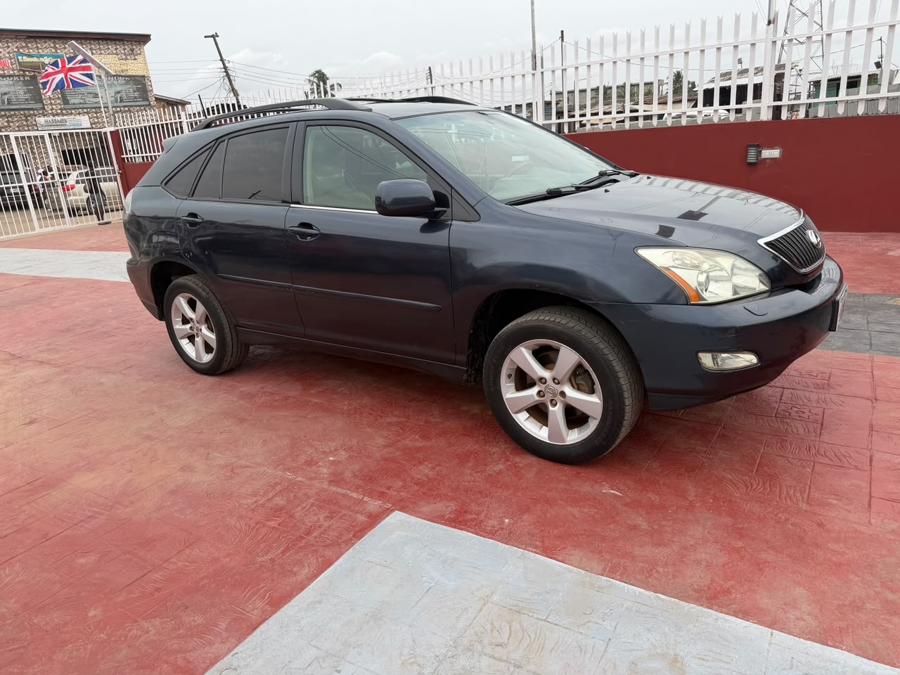 Lexus RX 330 SUV, Dark Blue