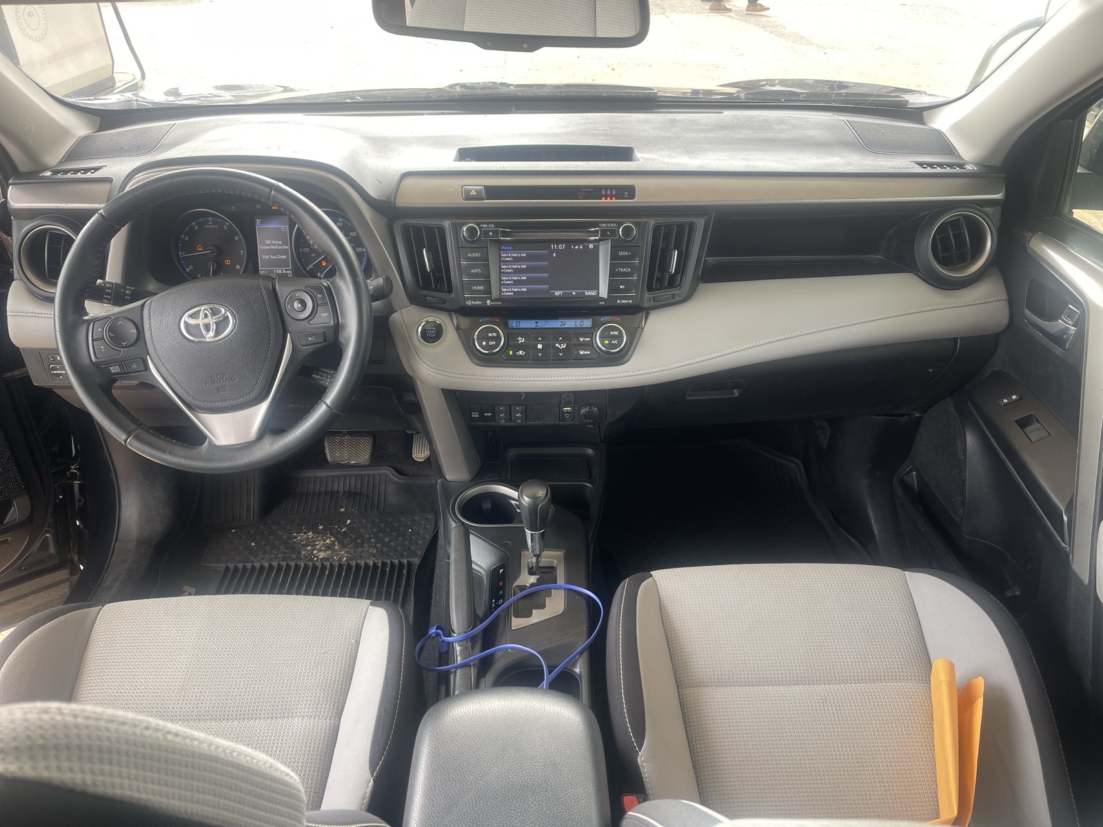 Toyota RAV4 SUV, Dark Blue with Alloy Wheels