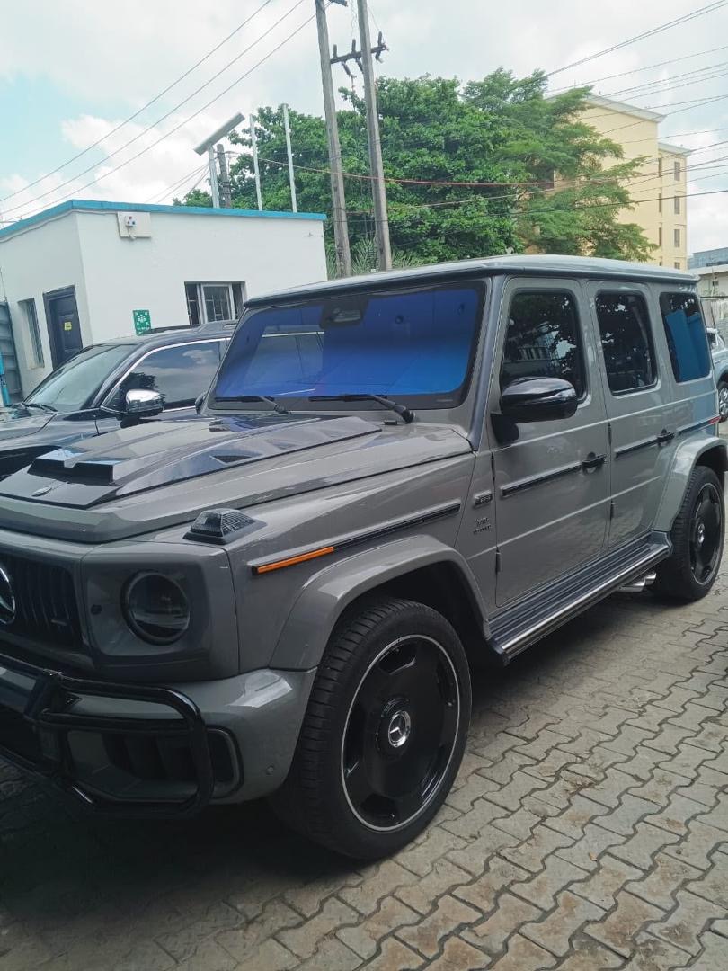 Mercedes-Benz G-Class Grey SUV for Rent