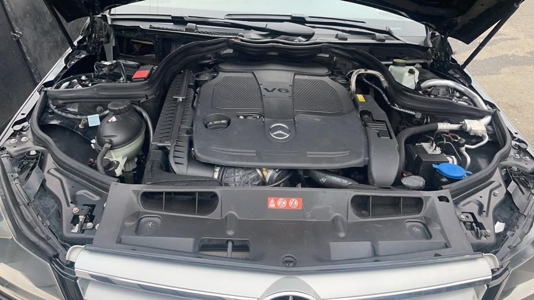 Mercedes-Benz C300 4MATIC Black Sedan
