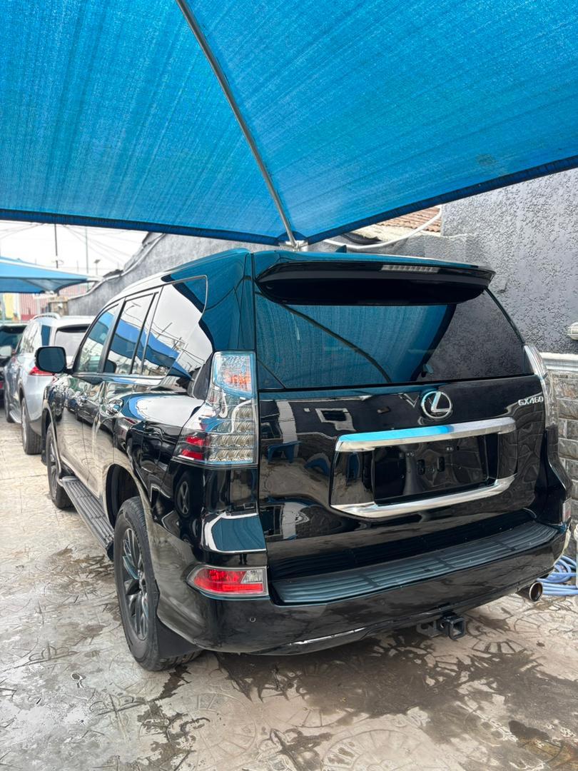 Lexus GX460 SUV, Black GX 460