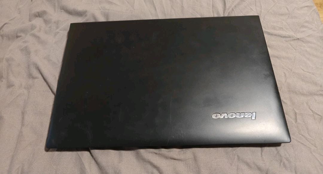 I'm used Lenovo B50 || Core i5 || 8Gb RAM || 500Gb HDD
