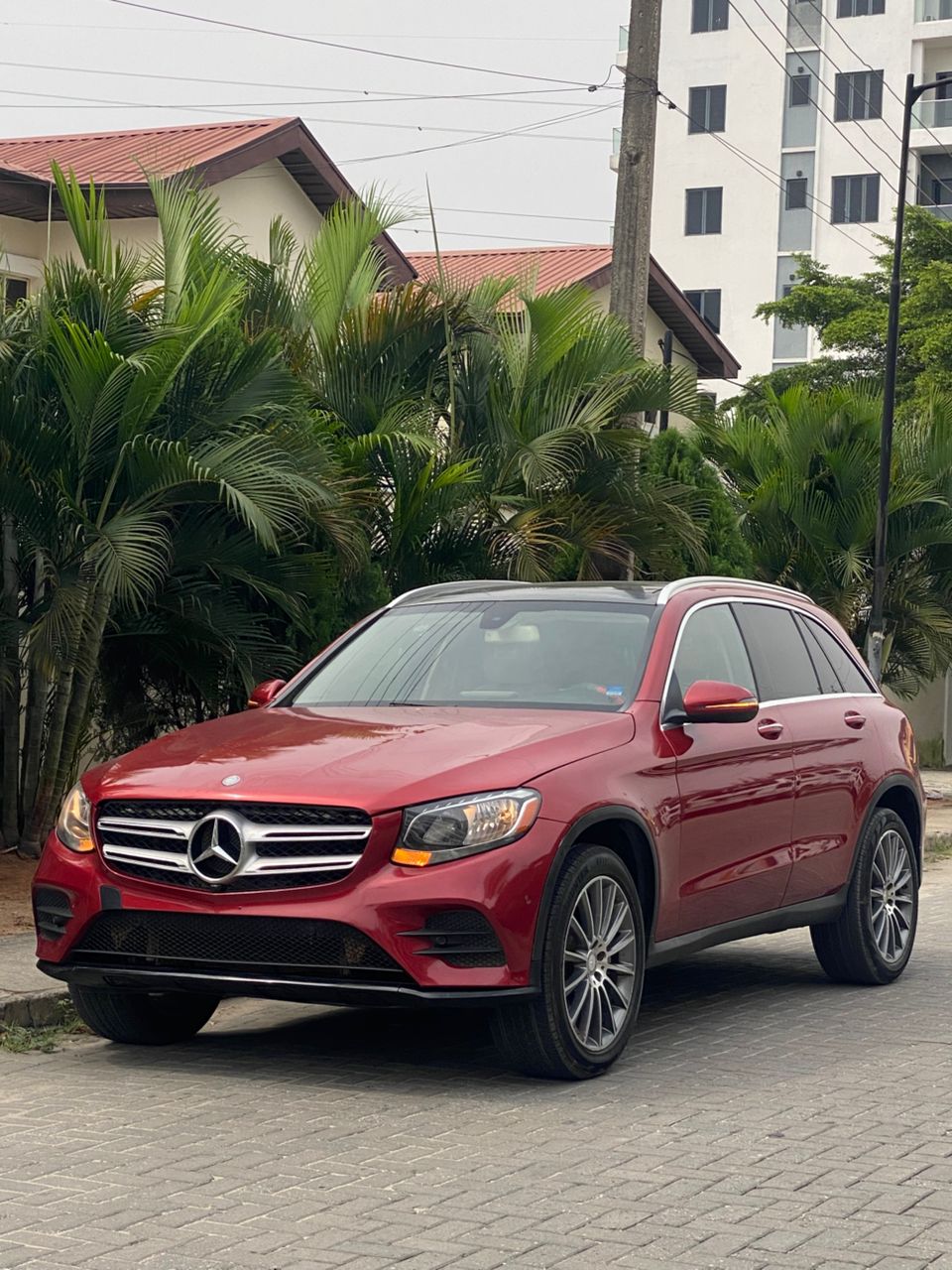 Mercedes-Benz GLC 300 Red SUV GLC300