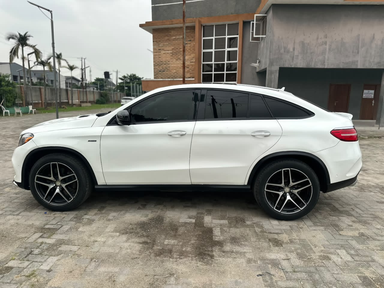 Mercedes-Benz GLE 450 White SUV for Sale GLE450