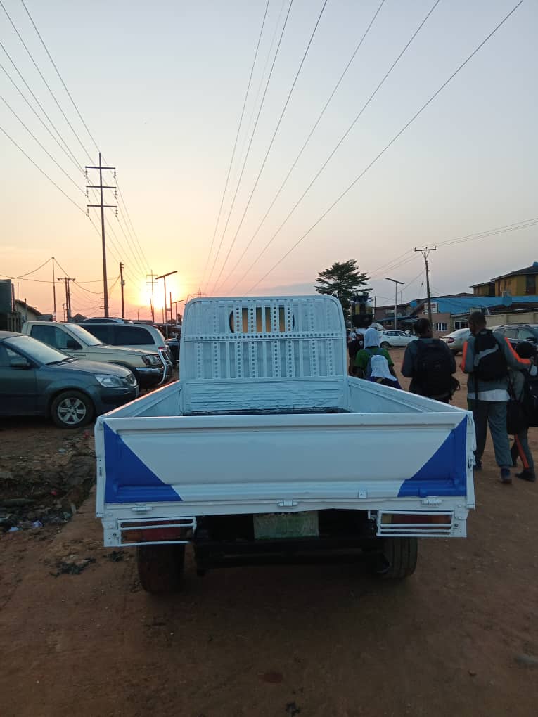 Nissan Atlas 100 Flatbed Truck, White