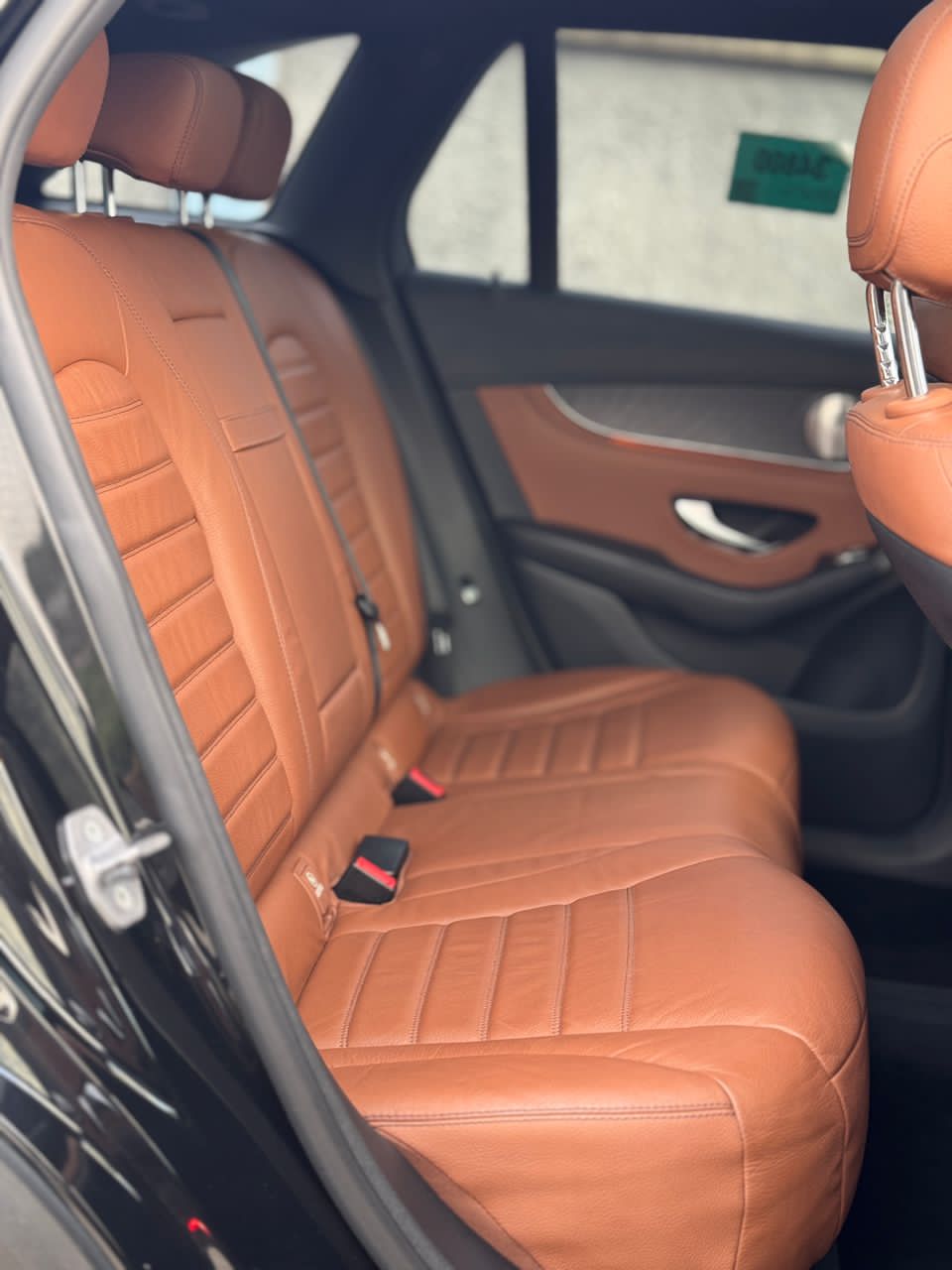 Mercedes-Benz GLC43 AMG Black SUV — photo 5