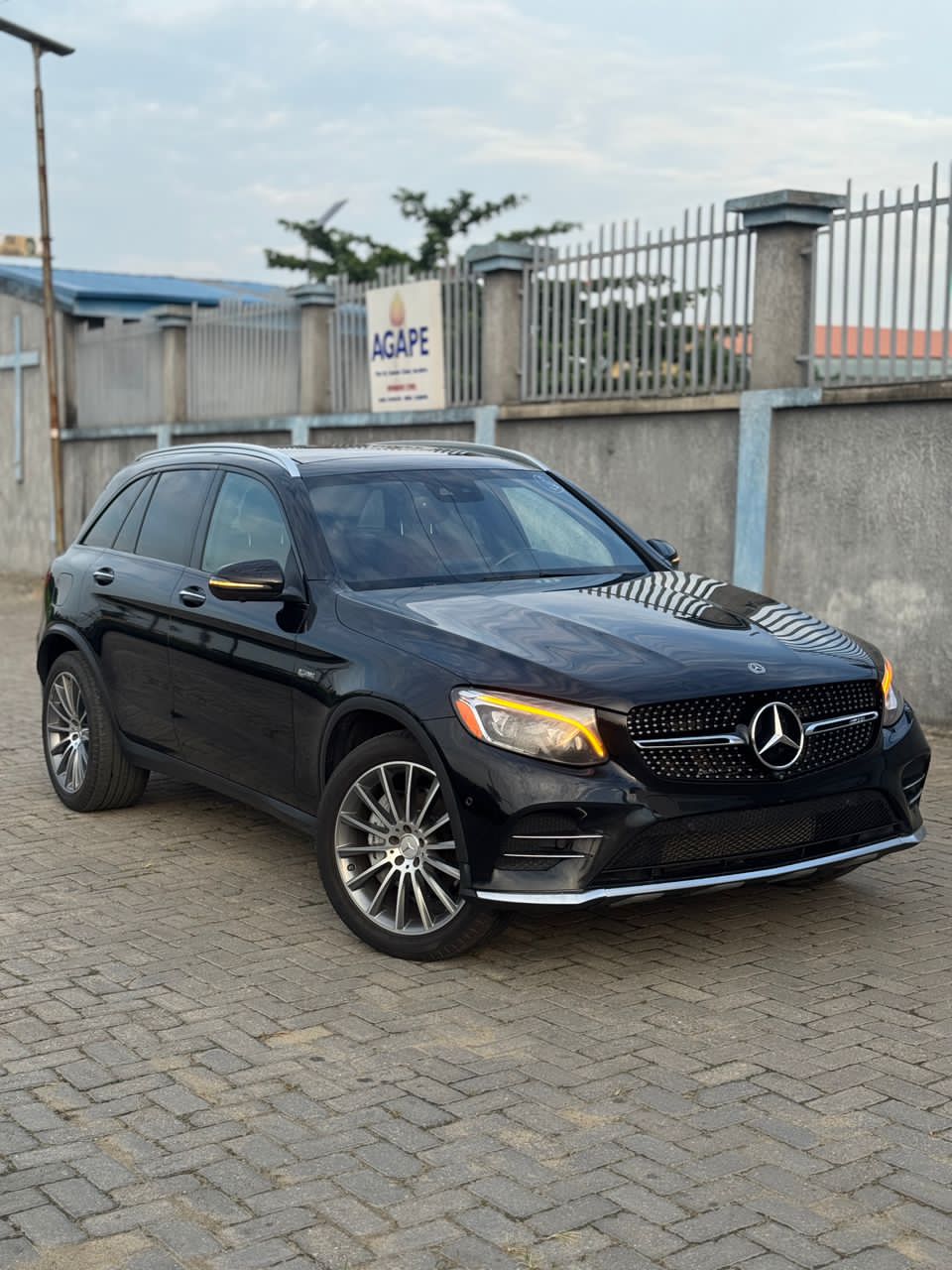 Mercedes-Benz GLC43 AMG Black SUV