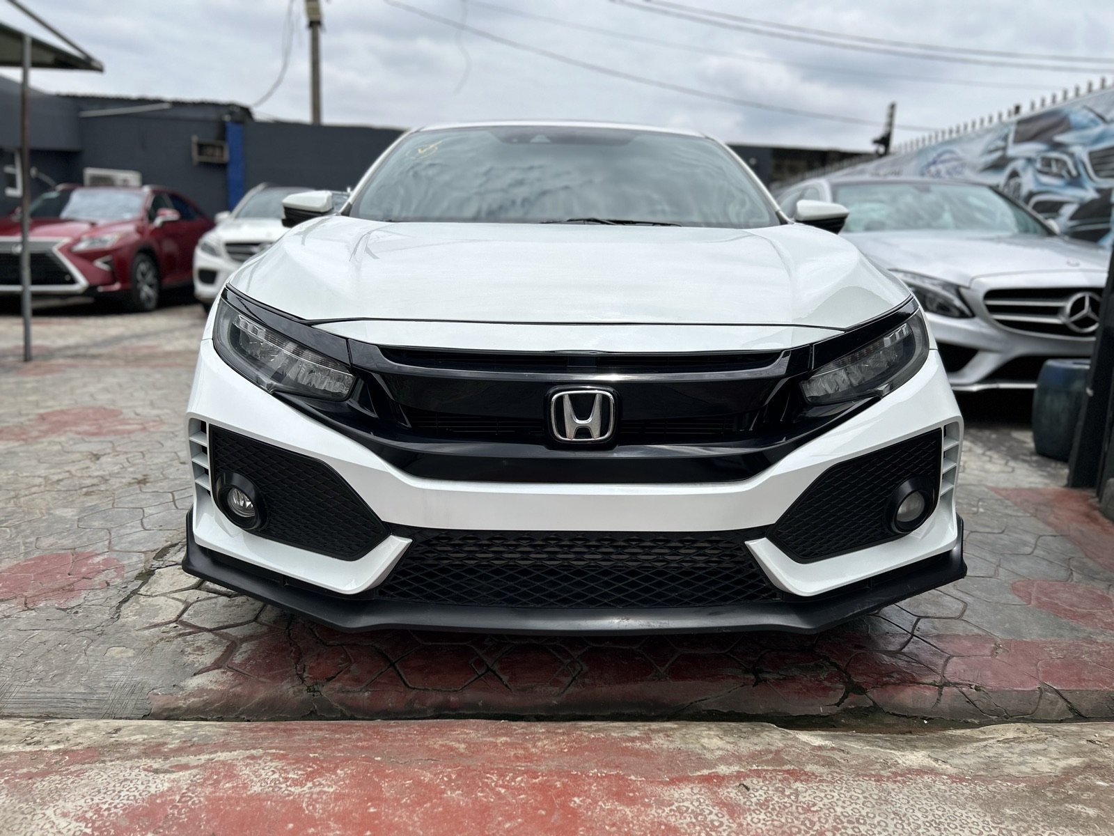 2017 Honda Civic White Sedan