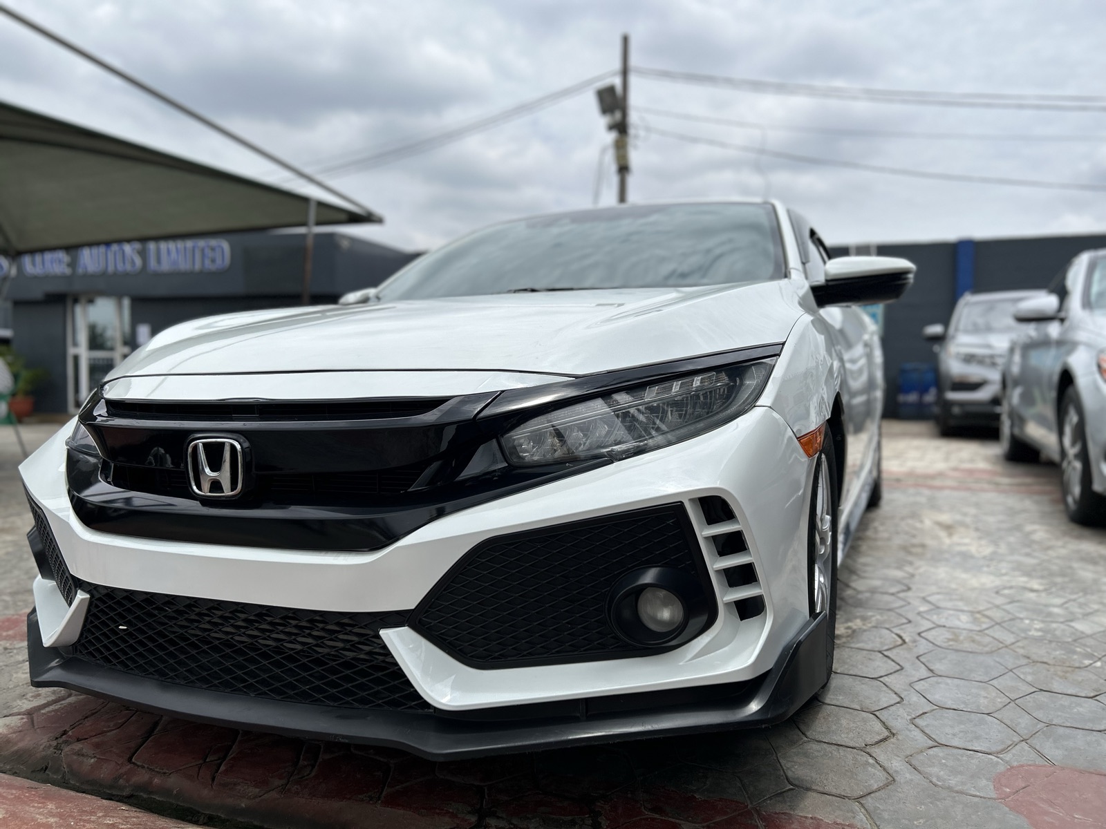 2017 Honda Civic White Sedan