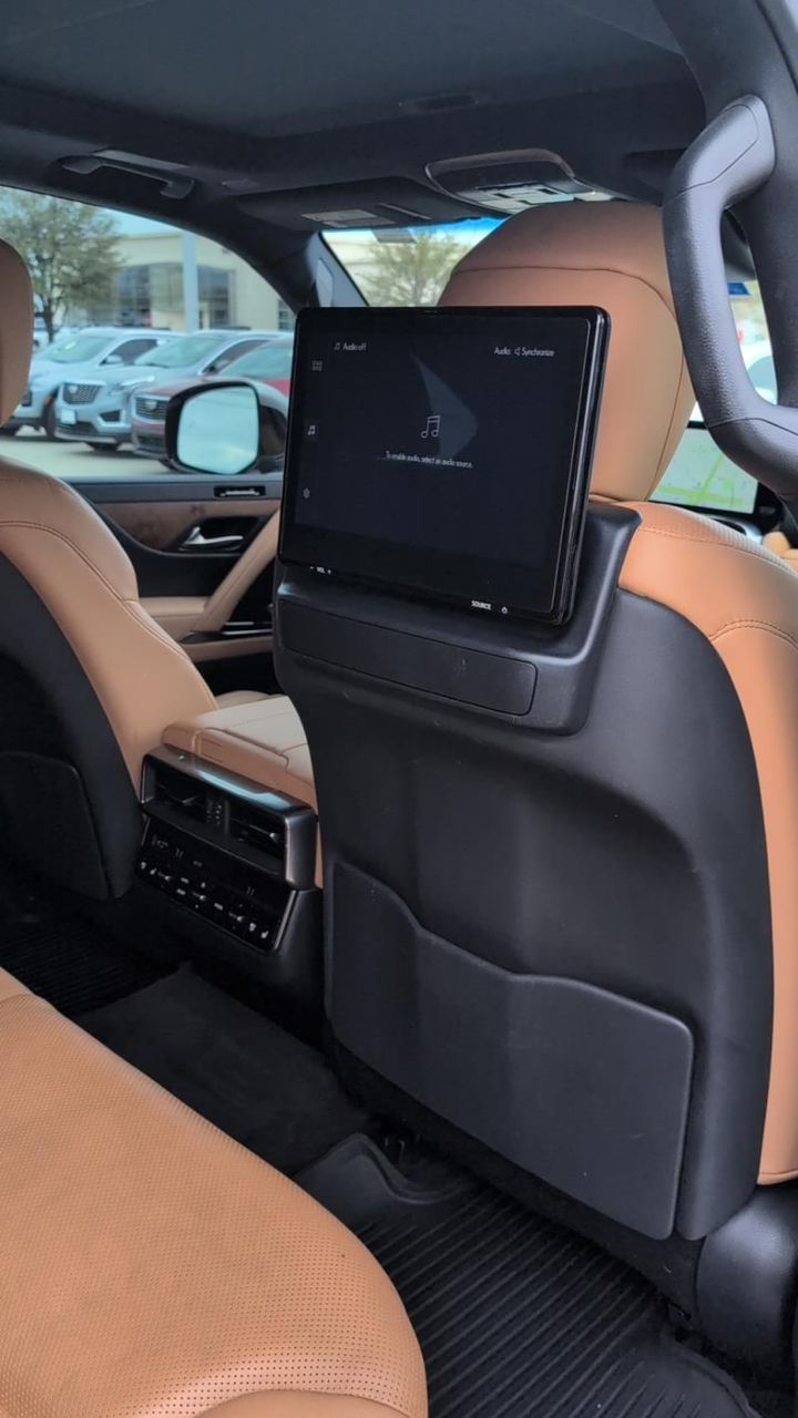 Lexus LX 600 SUV, Silver