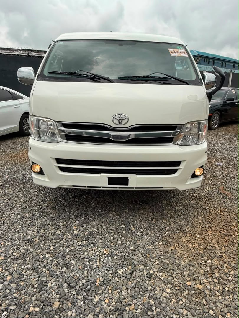 *Foreign used Toyota Hiace 2012 model (18 seater bus) * * Pure Accident Free.* * park assist* * foldable side mirror* **Price: 33M L