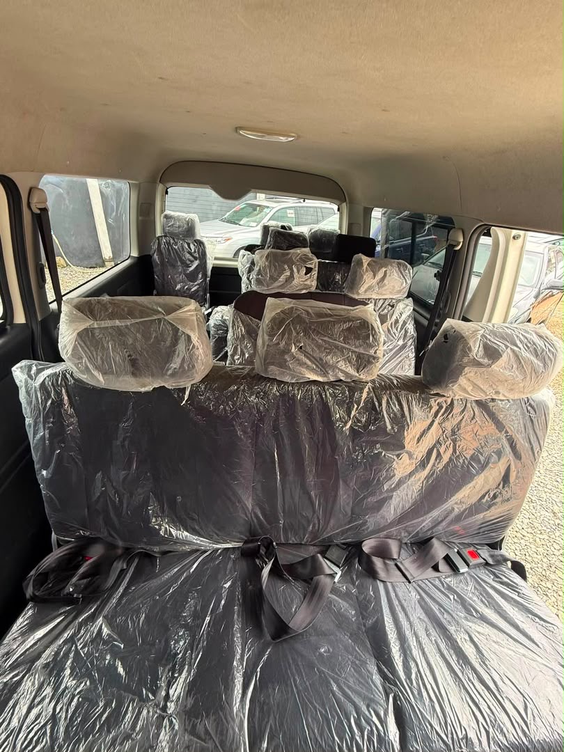 *Foreign used Toyota Hiace 2012 model (18 seater bus) * * Pure Accident Free.* * park assist* * foldable side mirror* **Price: 33M L