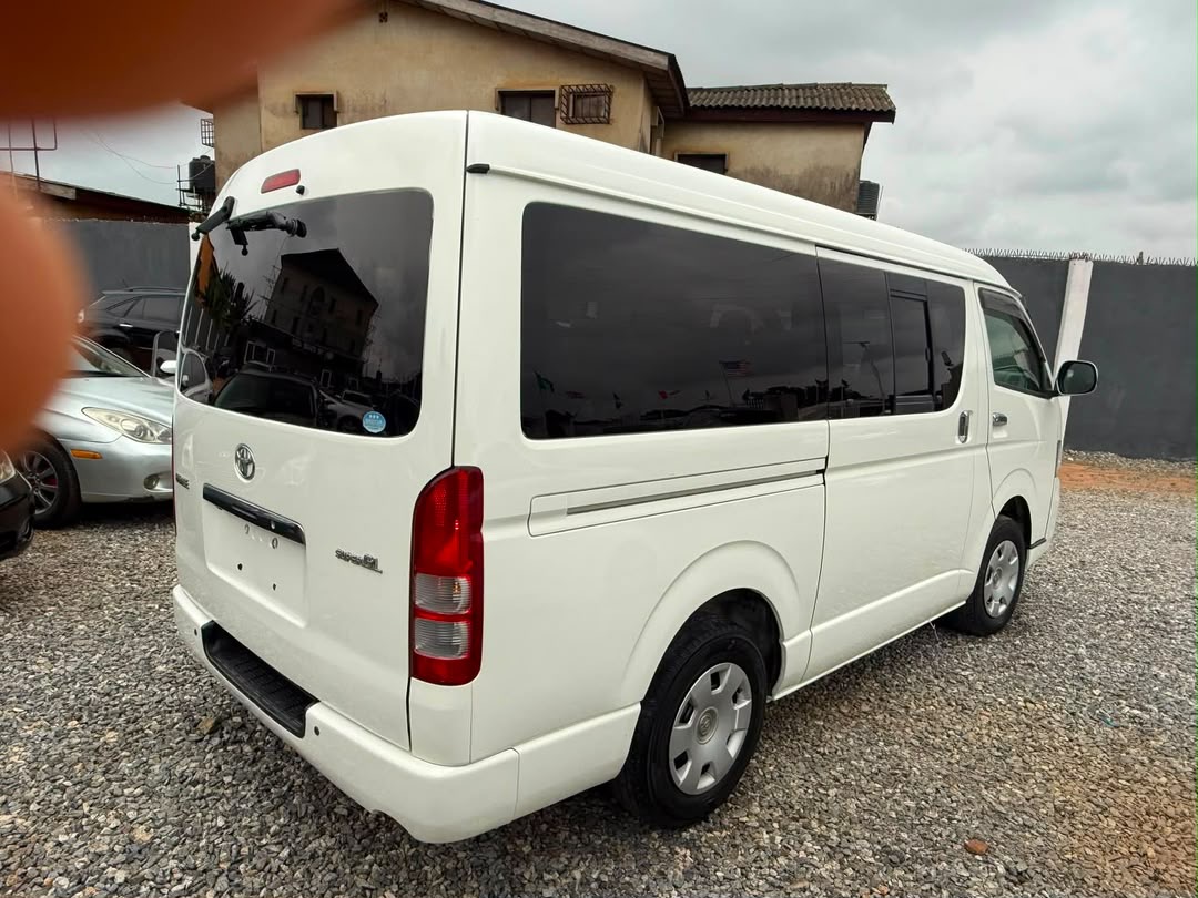*Foreign used Toyota Hiace 2012 model (18 seater bus) * * Pure Accident Free.* * park assist* * foldable side mirror* **Price: 33M L