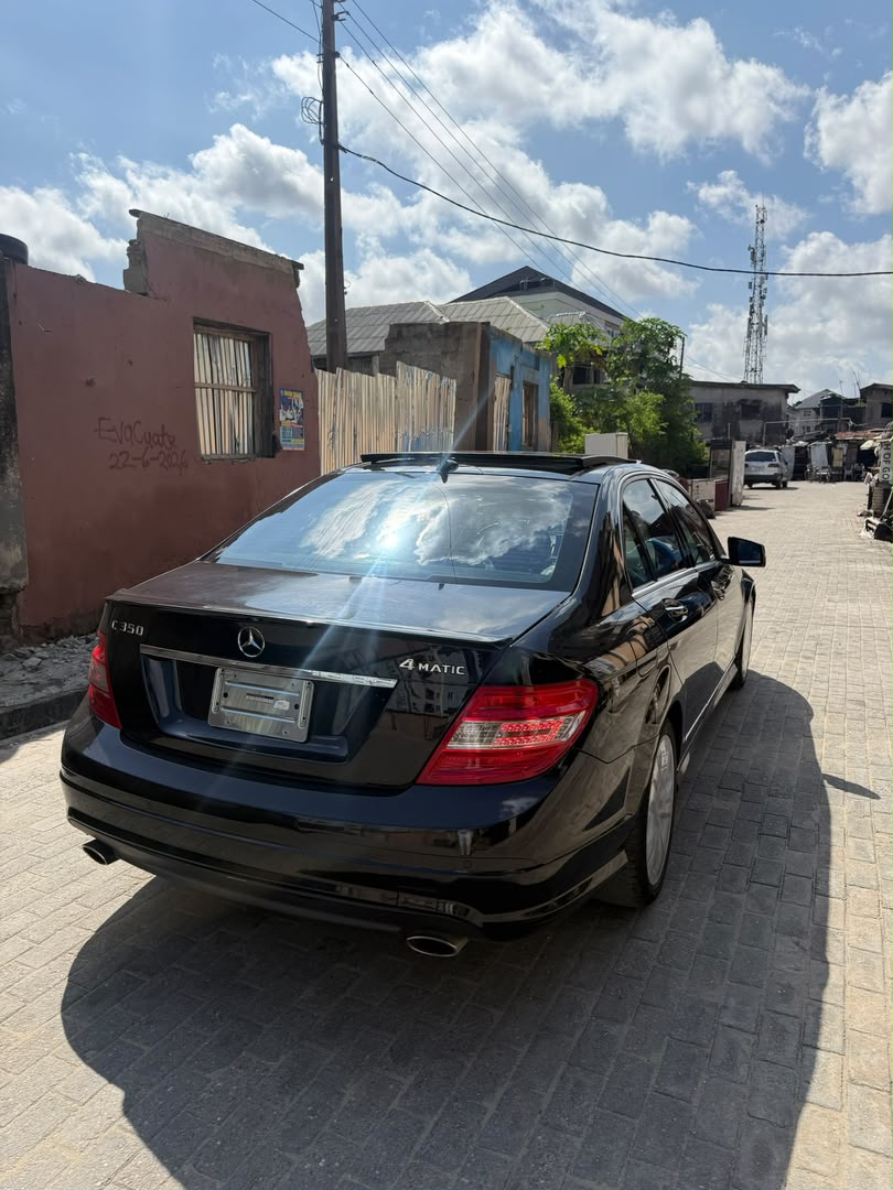 Mercedes-Benz C350 4MATIC Black Sedan