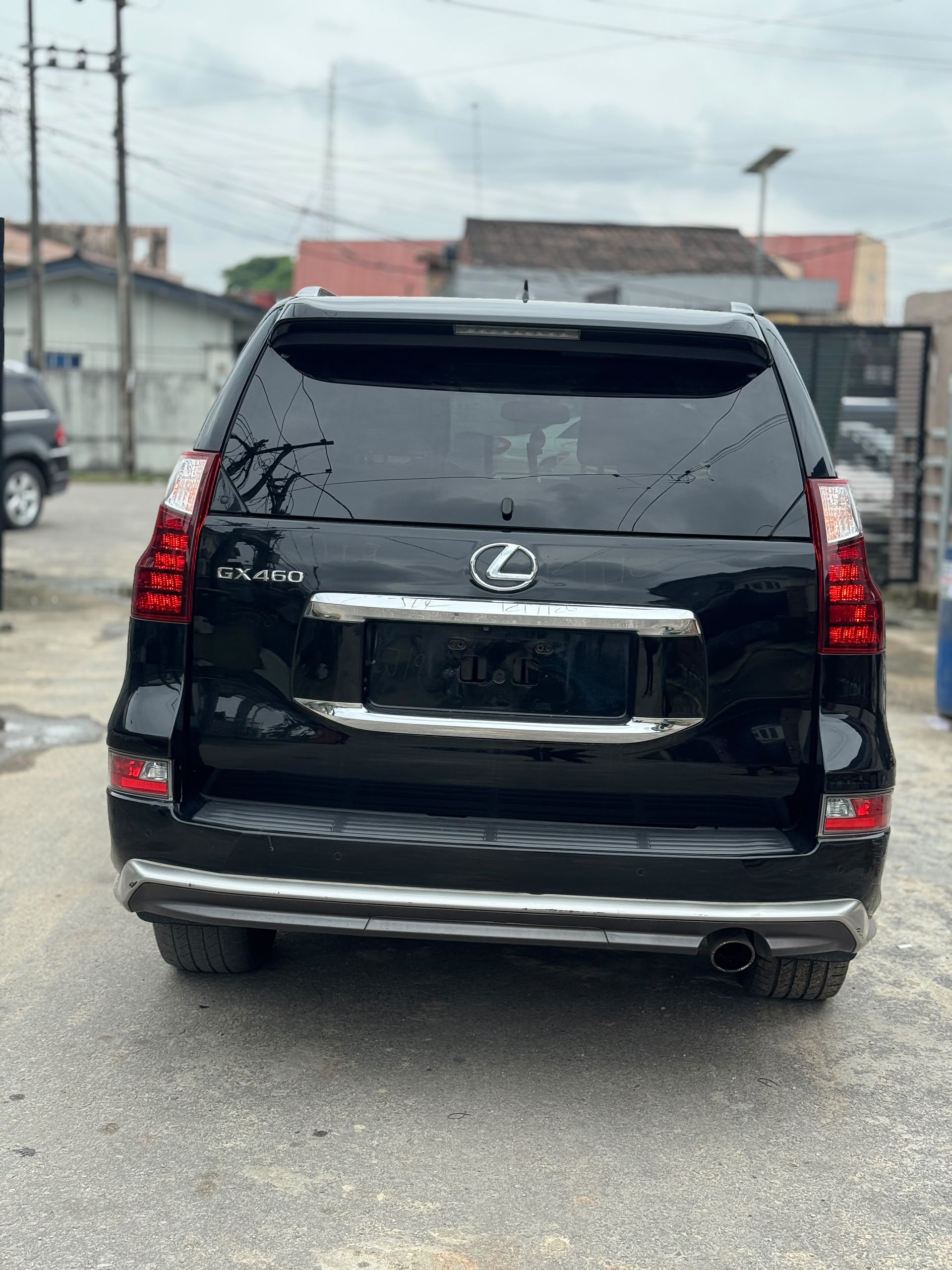 Lexus GX460 SUV, Black — photo 3