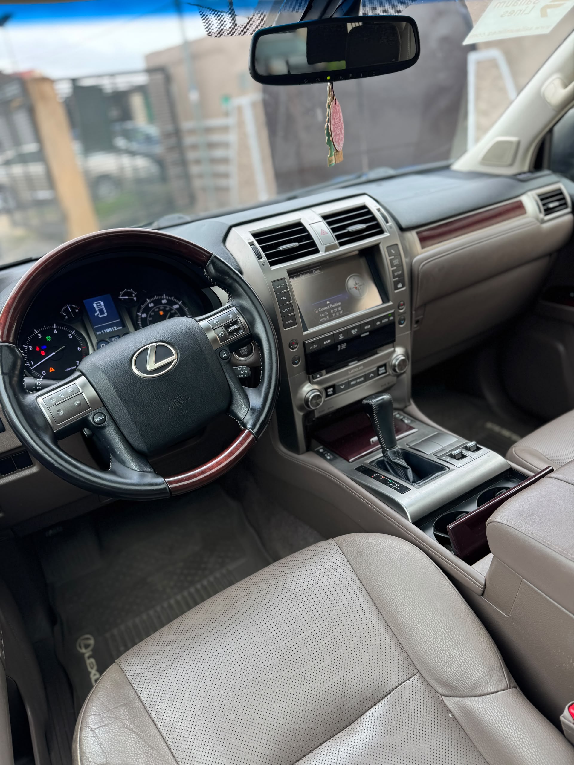 Lexus GX460 SUV, Black — photo 5