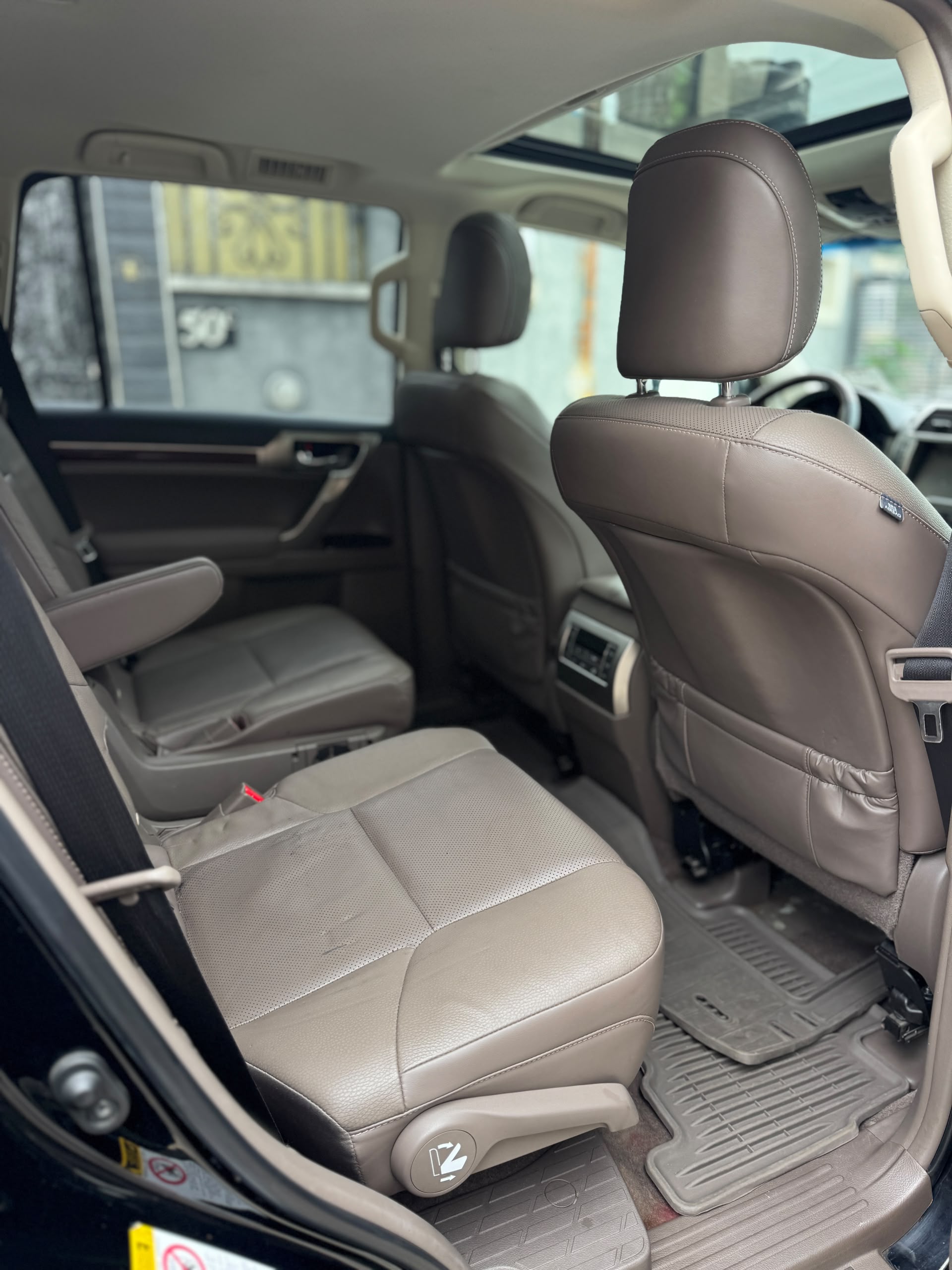 Lexus GX460 SUV, Black — photo 9