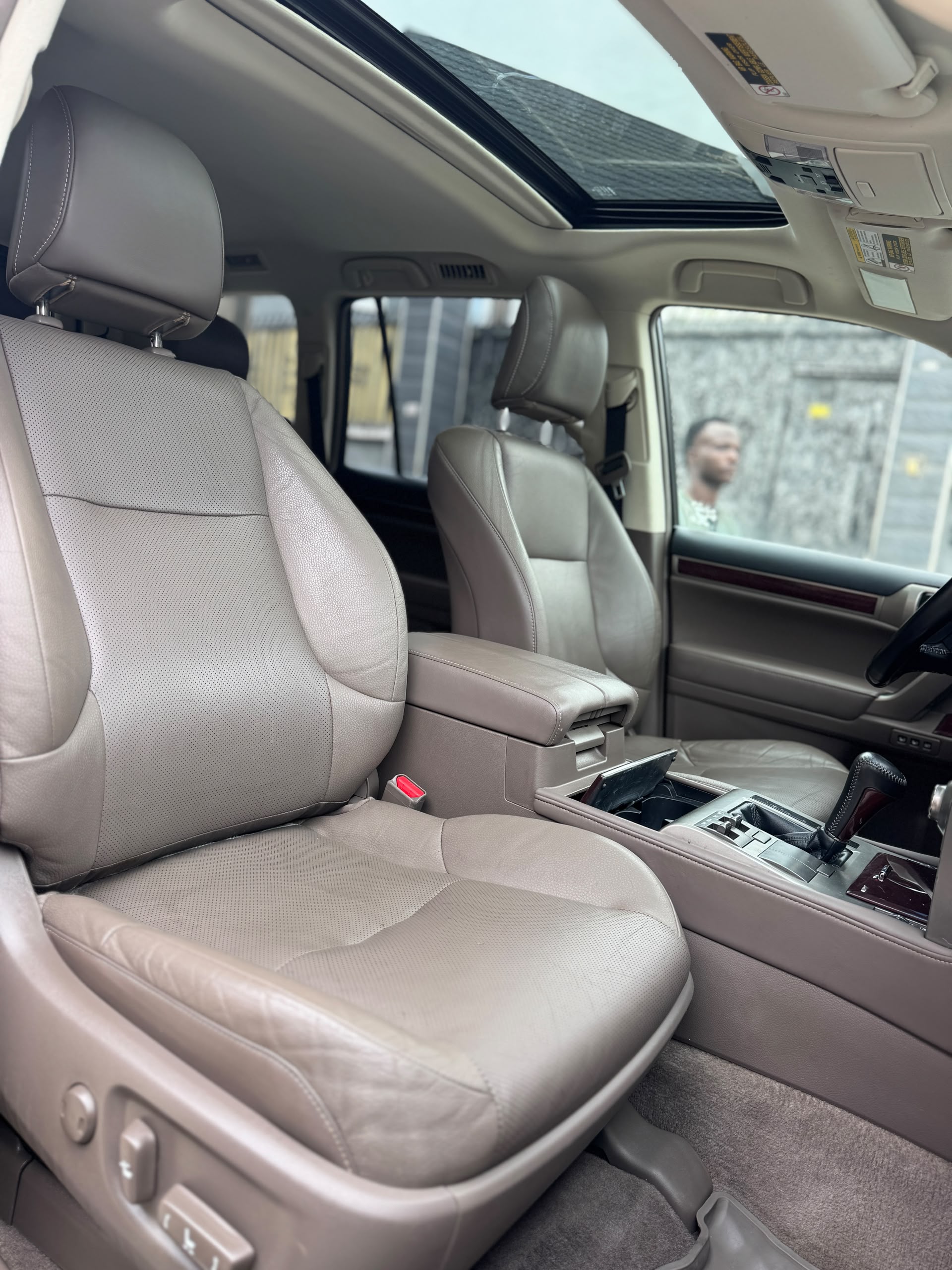 Lexus GX460 SUV, Black — photo 10