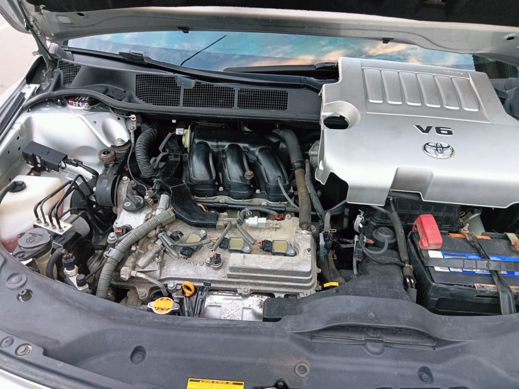 2011 Toyota Venza Silver SUV