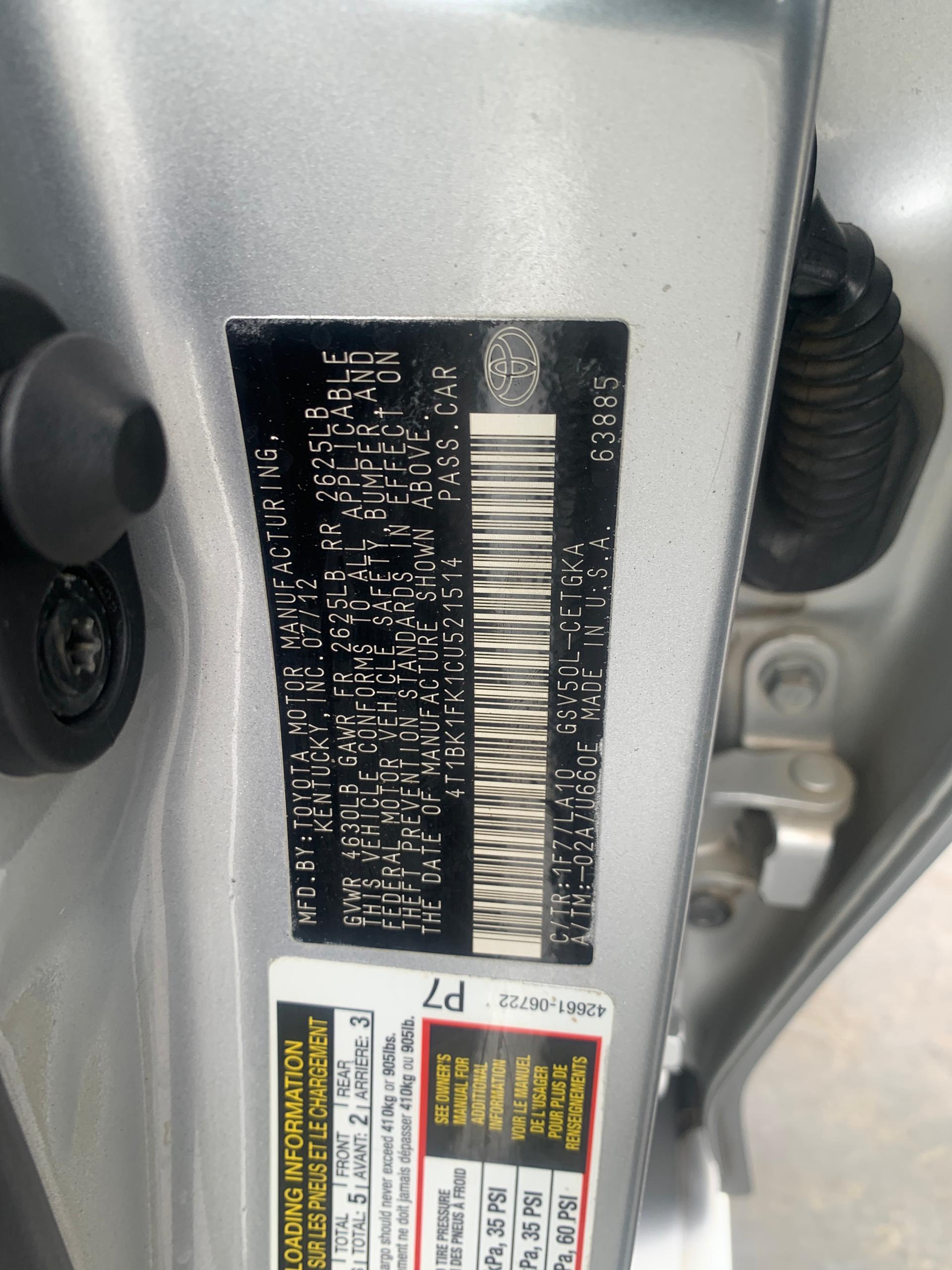 2014 Toyota Camry Silver Sedan with V6 Engine — photo 6
