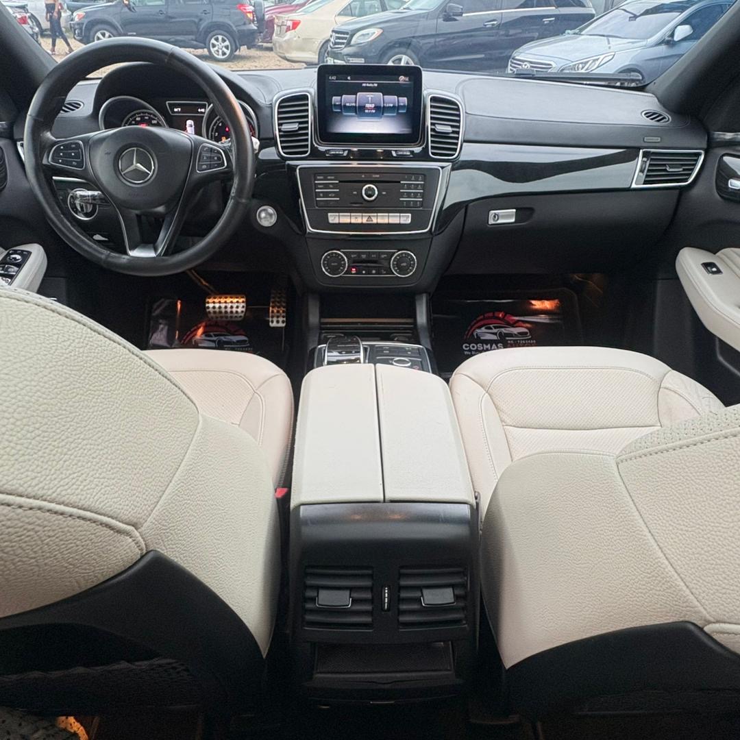 Mercedes Benz GLE 43 AMG