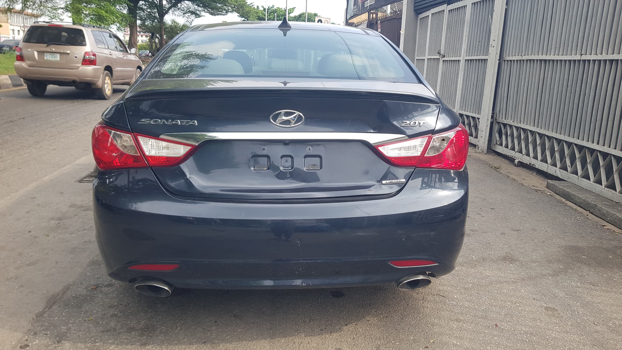Hyundai Sonata 20T Dark Blue Sedan