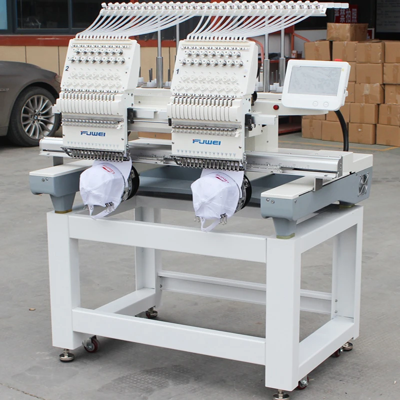 Industrial Two-Head Embroidery Machine 15 Needles 40x45cm