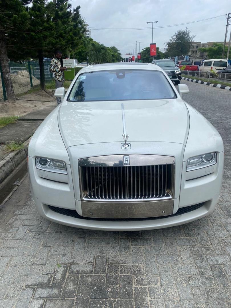 Rolls-Royce Ghost White Luxury Sedan