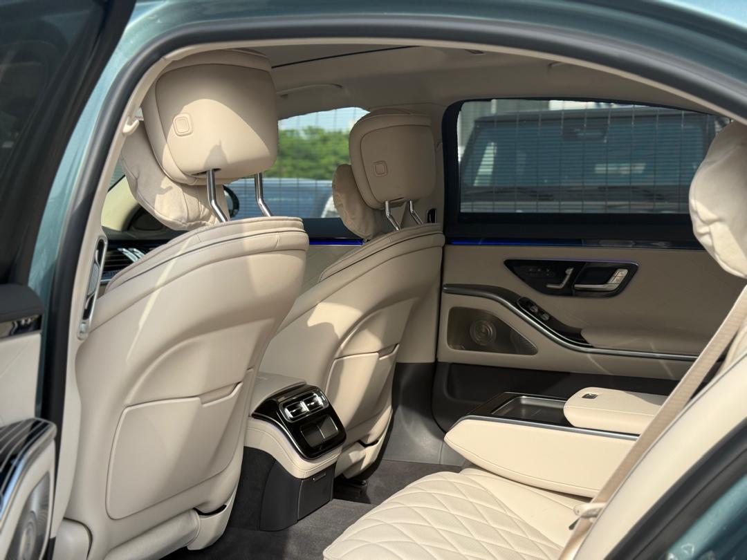 Mercedes-Benz S580 4MATIC, Green Sedan S-Class