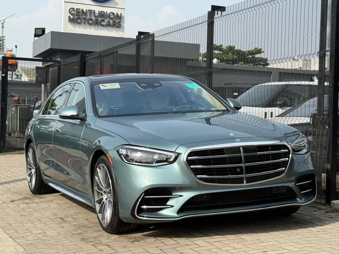 Mercedes-Benz S580 4MATIC, Green Sedan S-Class
