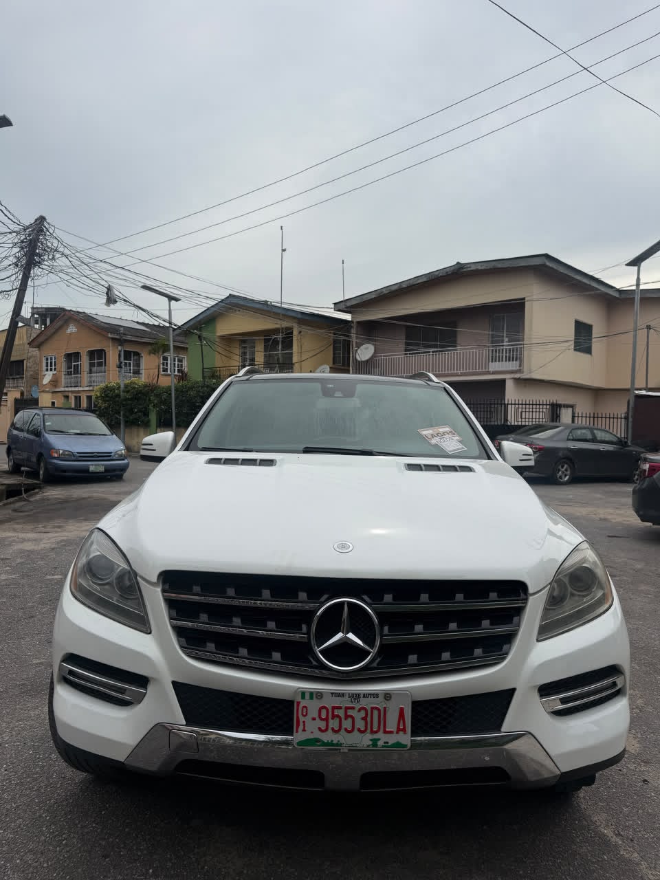 Mercedes-Benz ML 350 White SUV ML350