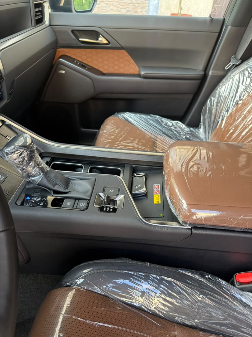 Lexus GX550 SUV, Bla GX 550