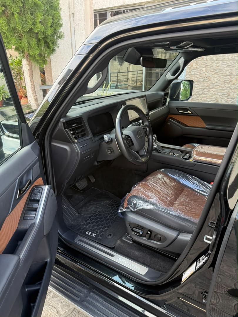 Lexus GX550 SUV, Bla GX 550