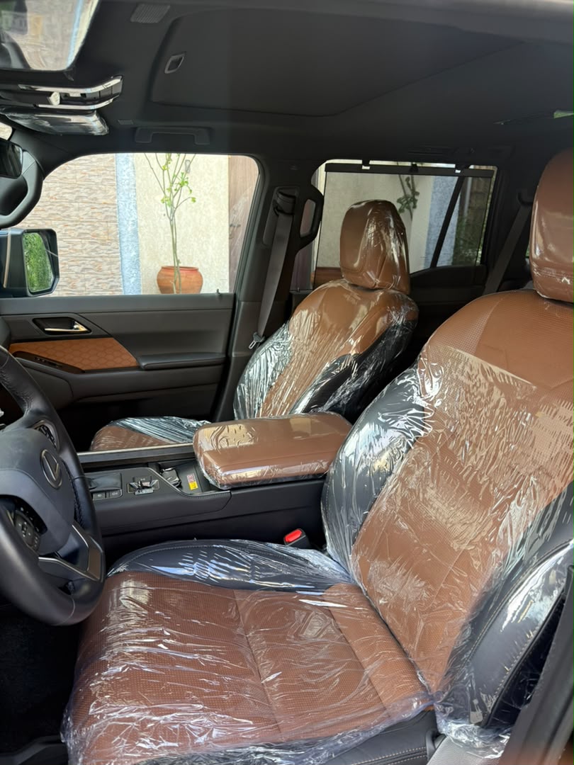Lexus GX550 SUV, Bla GX 550