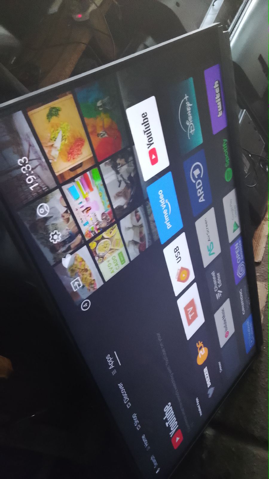 Tcl 43 inches