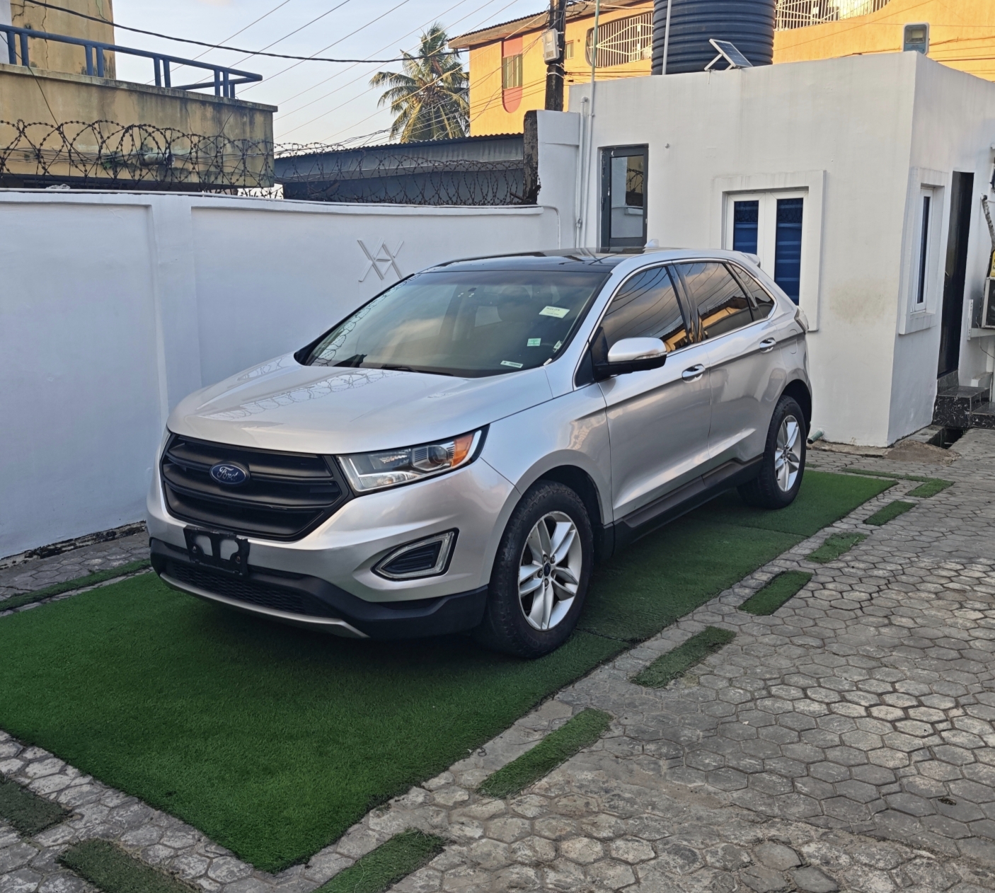 2016 Model Ford Edge SUV Silver