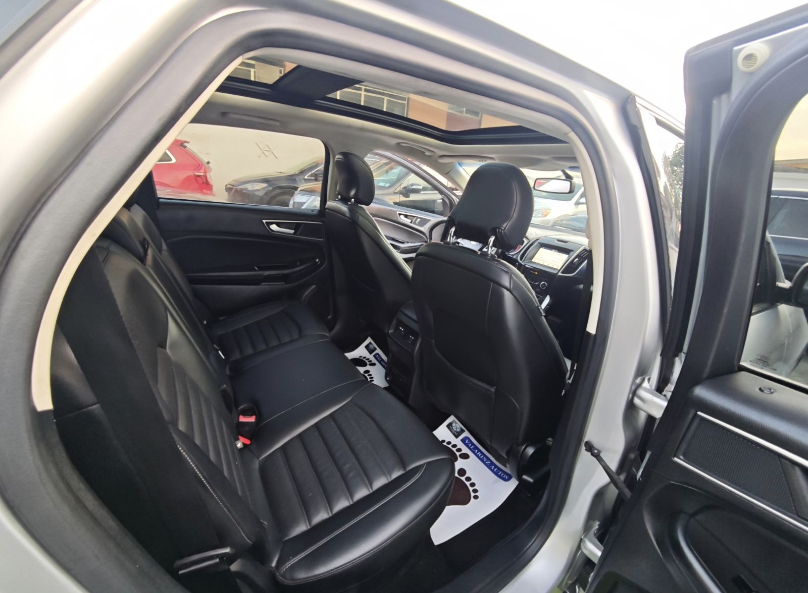 2016 Model Ford Edge SUV Silver — photo 10