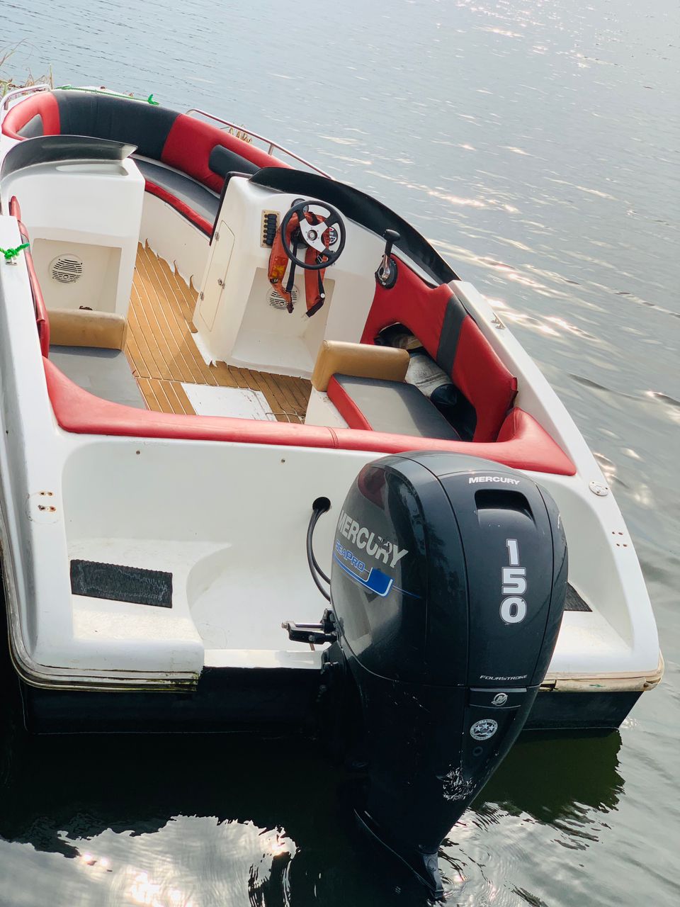 Speed Boat, White with Red Seats