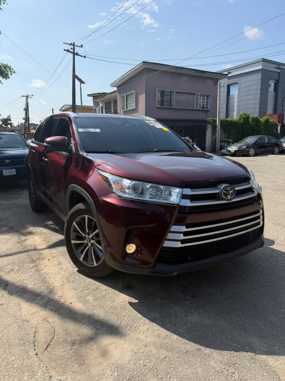 Toyota Highlander Red XLE SUV