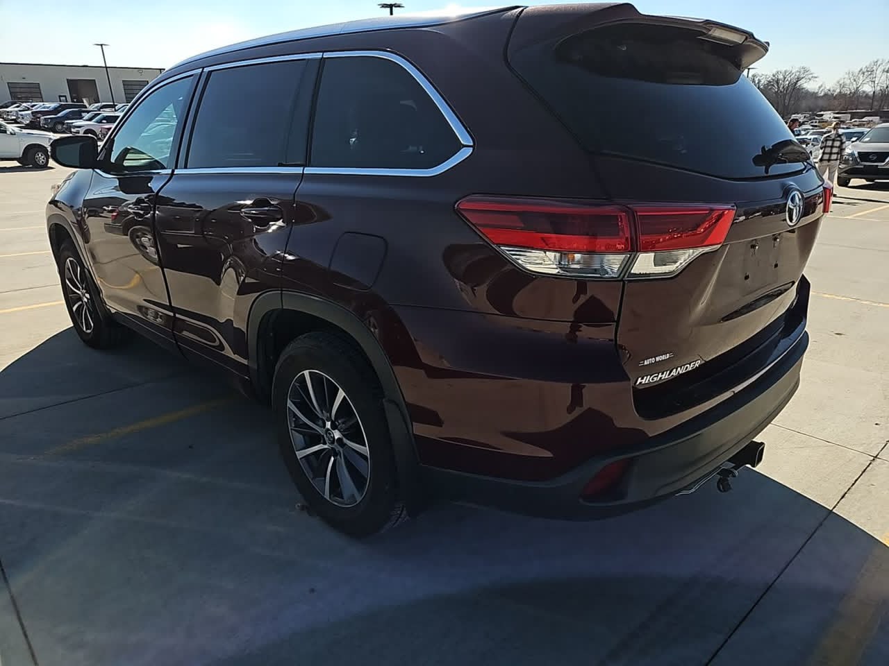 Toyota Highlander Red XLE SUV